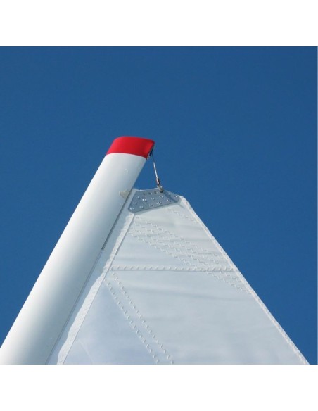 Żagiel regatowy DN z listwami taperowanymi