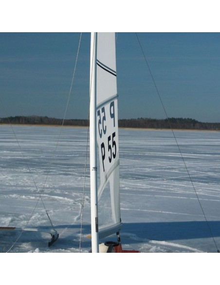 Żagiel regatowy DN z listwami taperowanymi