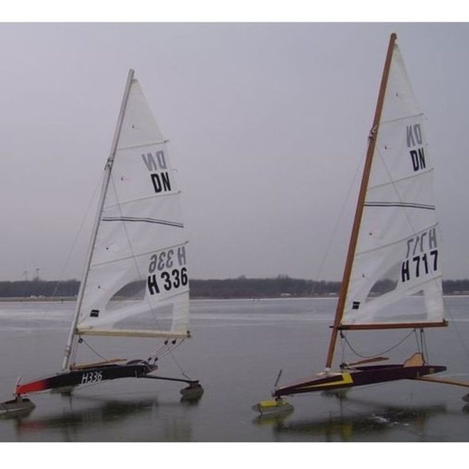 Żagiel regatowy DN bez listew