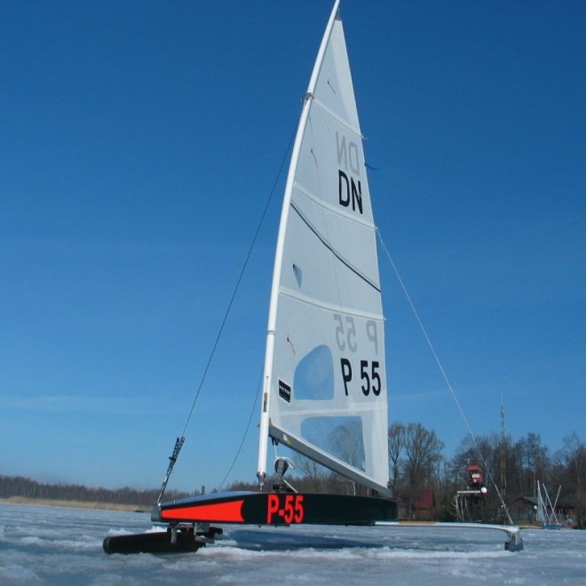 Żagiel regatowy DN bez listew