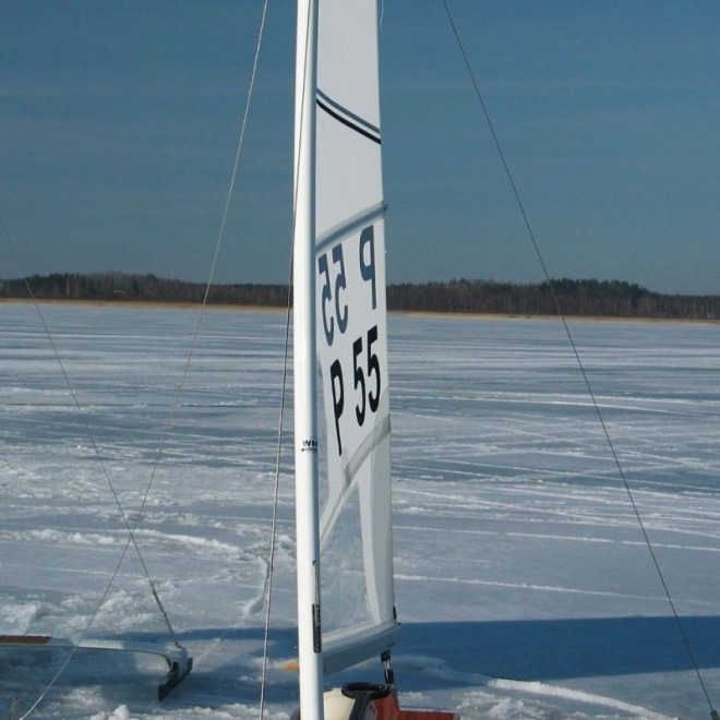 Żagiel regatowy DN bez listew
